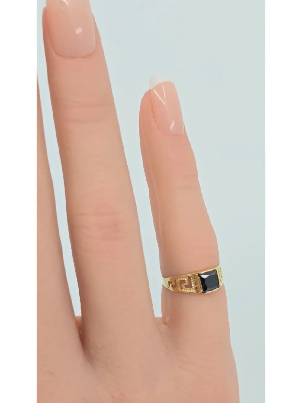 Beautiful 14K Karat Solid Yellow Gold Designer Square Onyx Baby Ring - Size 3